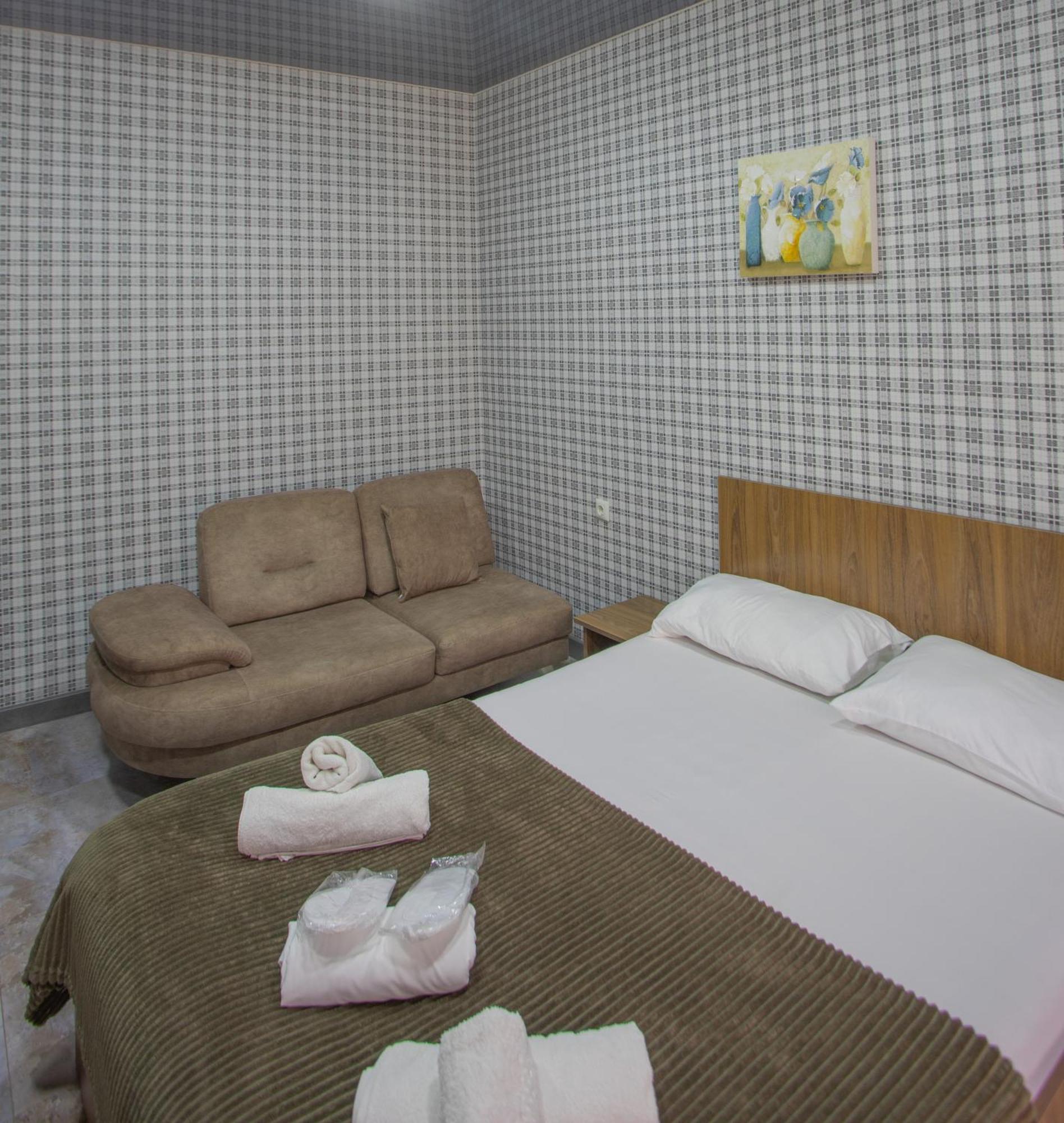 Hotel Homeland 巴统 外观 照片